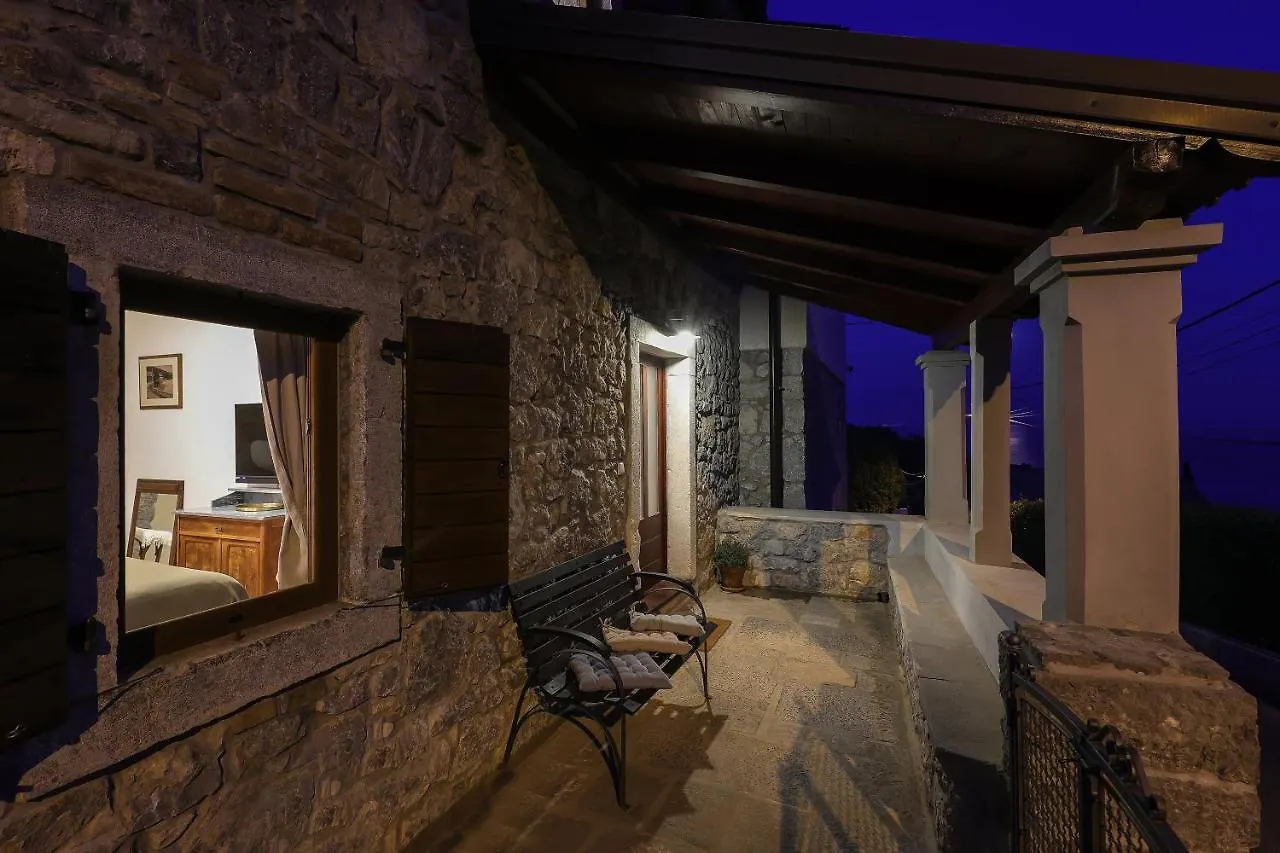 Villa Fani With Jacuzzi Ičići Kroatien