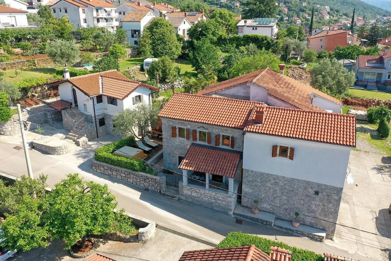 Villa Fani With Jacuzzi Ičići Κροατία