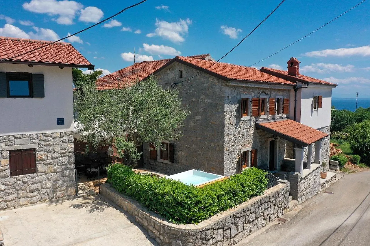 Villa Fani With Jacuzzi Ičići Κροατία