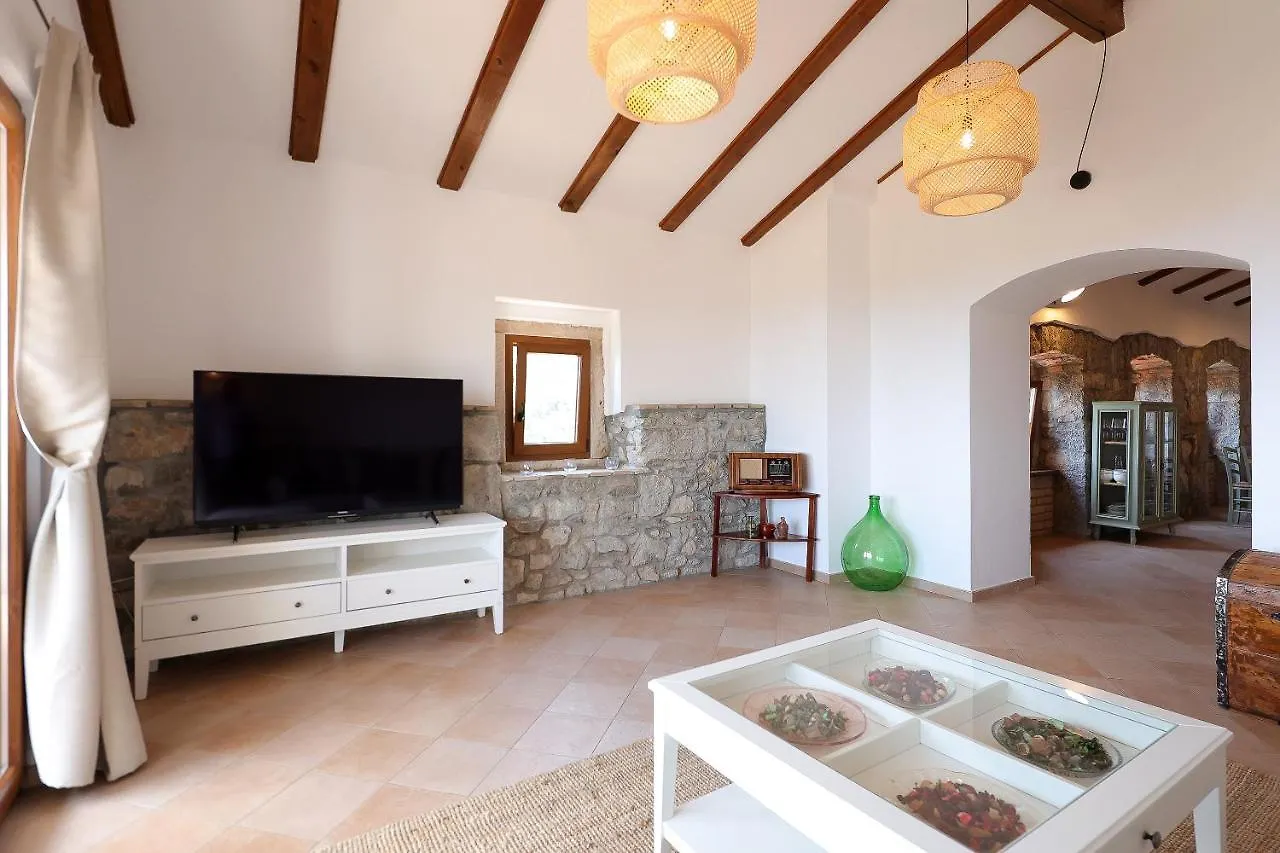 Villa Fani With Jacuzzi Ičići